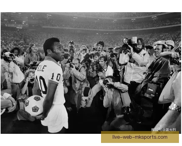 贝利离世足球传奇永存全球球迷悼念伟大球王的无尽荣耀与影响